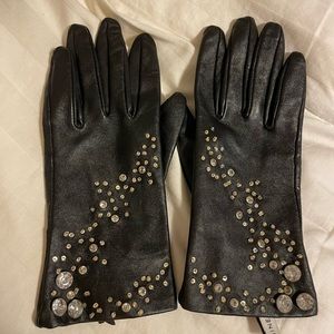 Nine West black leather gloves